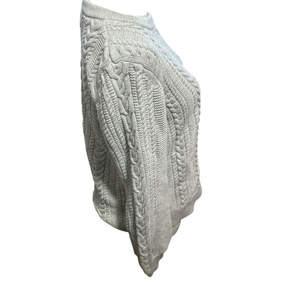 Banana Republic Cable Knit Sweater Womens Medium Gray Cotton Button Shoulder - Picture 3 of 8